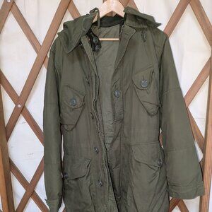 1987 Peerless Garments ECW Extreme Cold Weather Combat Parka, size Long Small